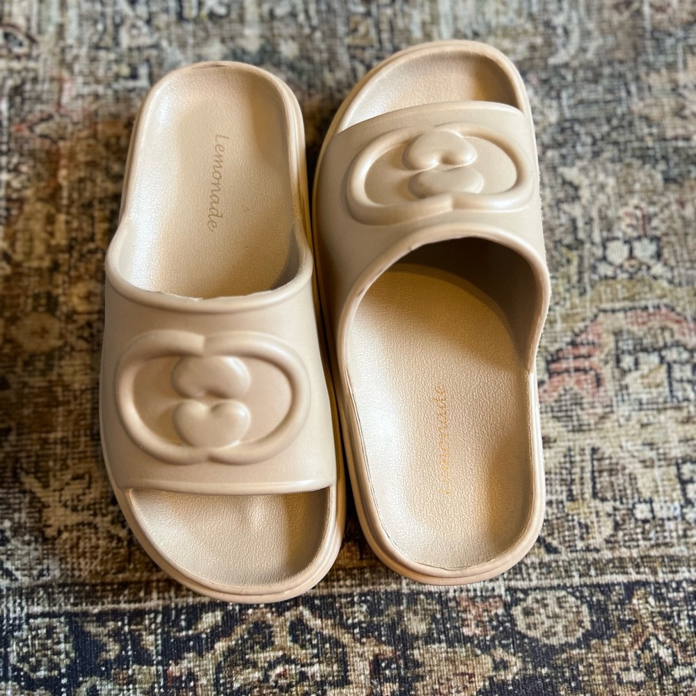 Women’s slides
